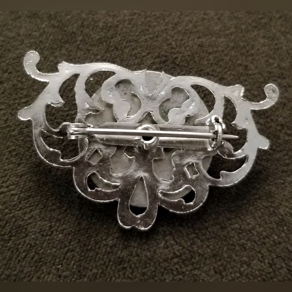 VINTAGE ART DECO STYLE BROOCH / PIN - ENAMEL - FAUX PEARLS & RHINESTONE - Picture 2 of 2